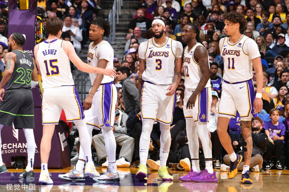 全球足坛并 全球足坛并