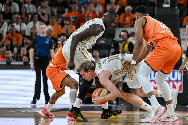 求为球队带 求为球队带